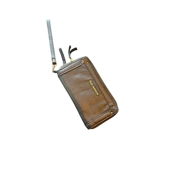Enzo Angiolini Black  Vegan Leather Zip-Around Wristlet Wallet Card Slots Pocket - Picture 1 of 6